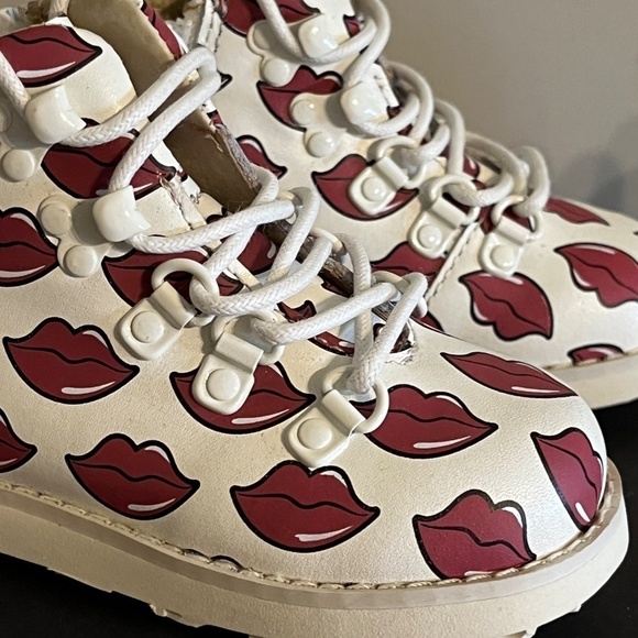 AKID Brand Shoes Kid 5C Pink Jasper Hot Lips Leather Boot White Love Lace Up - Picture 4 of 10